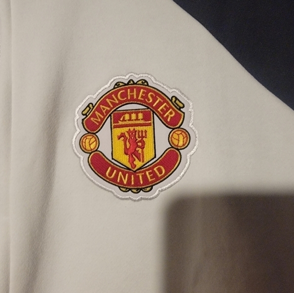 Adidas 2020-21 MANCHESTER UNITED ICONS TOP (FR3852) Size XL - Picture 6 of 8